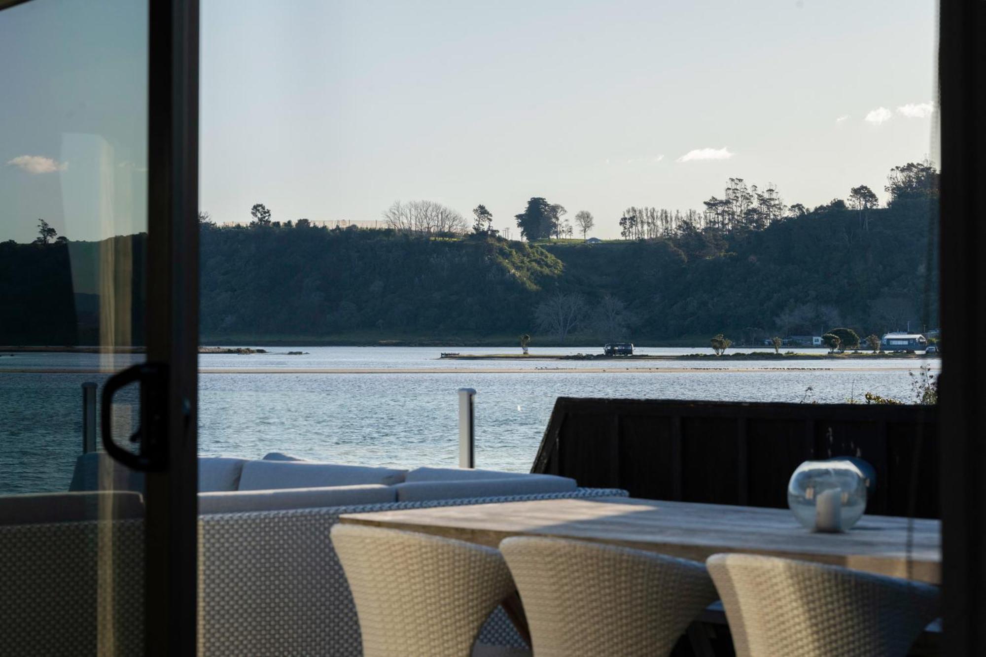 Pukehina Estuary Sunset Views Holiday Home Екстериор снимка