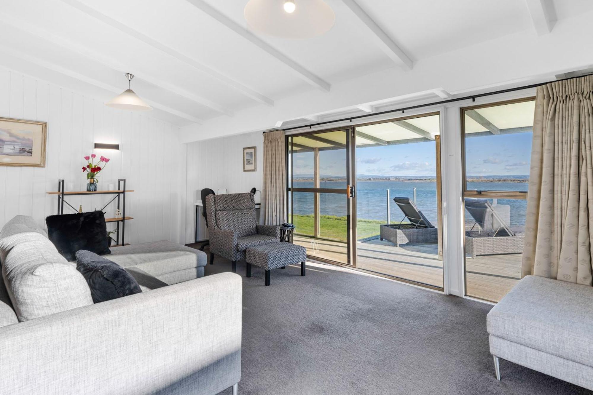 Pukehina Estuary Sunset Views Holiday Home Екстериор снимка