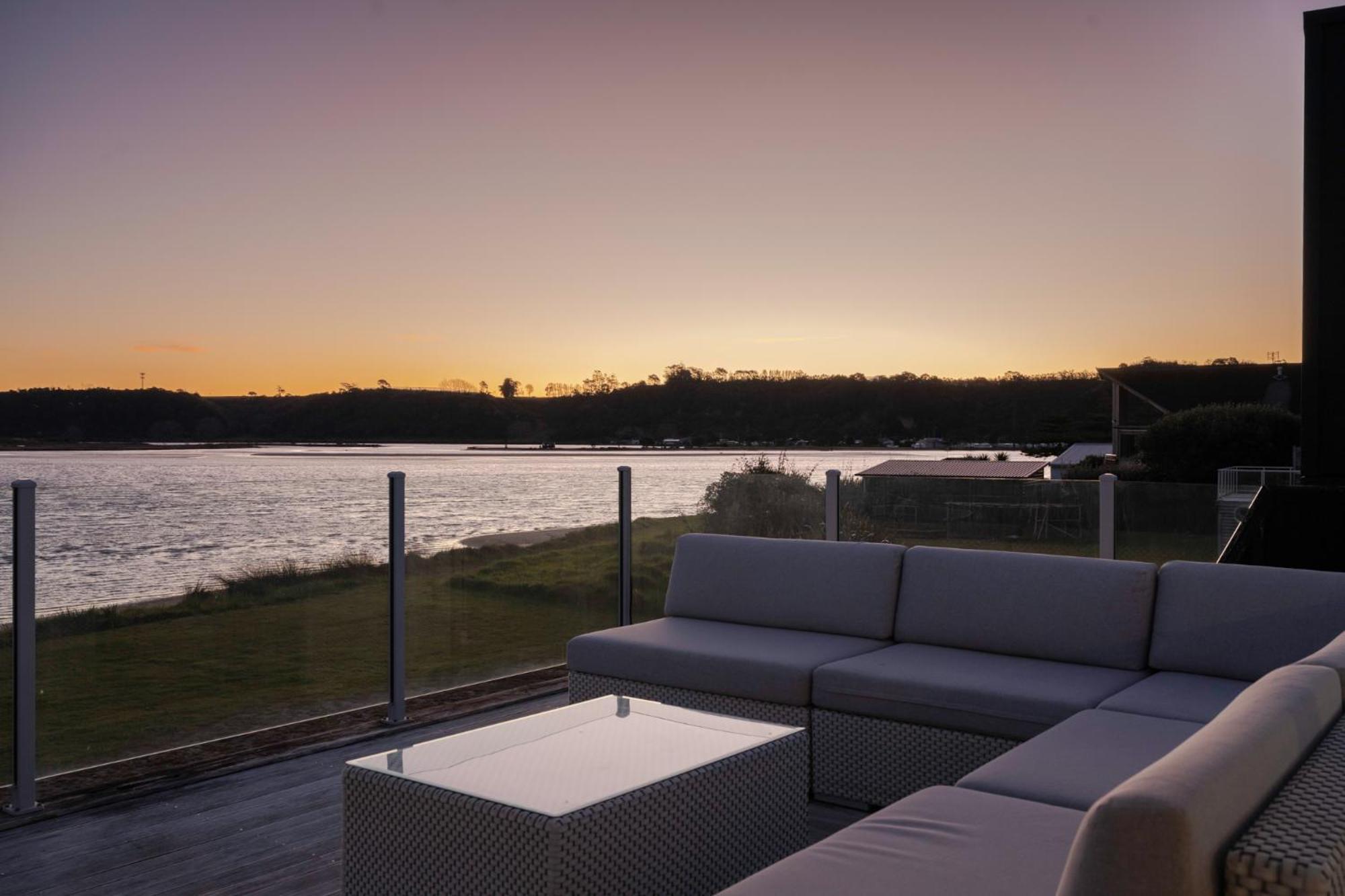 Pukehina Estuary Sunset Views Holiday Home Екстериор снимка