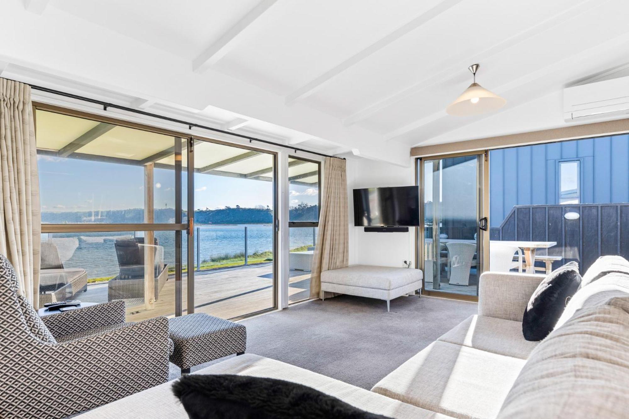 Pukehina Estuary Sunset Views Holiday Home Екстериор снимка