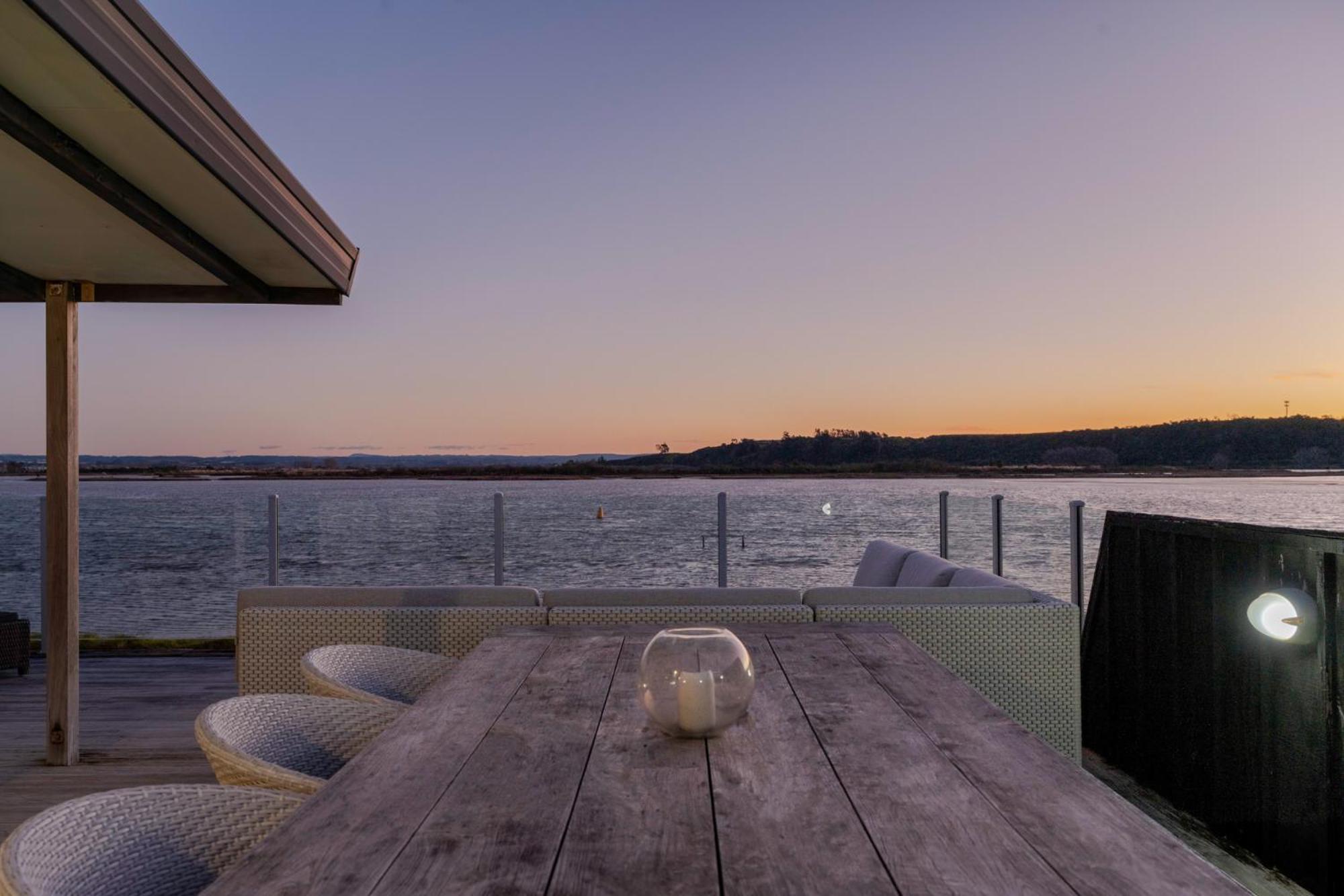 Pukehina Estuary Sunset Views Holiday Home Екстериор снимка